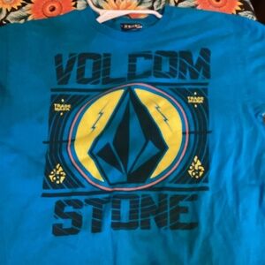 Bright neons Volvos short sleeve T shirt